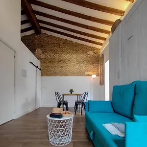 Apartment Estudiovintage. Heliopolis, Sevilla