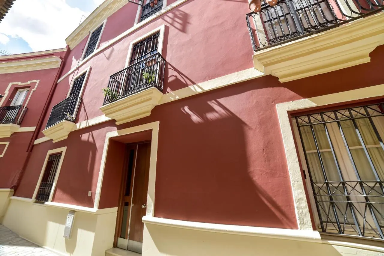 Peace, Pool & Parking At Centre Apartment Seville
